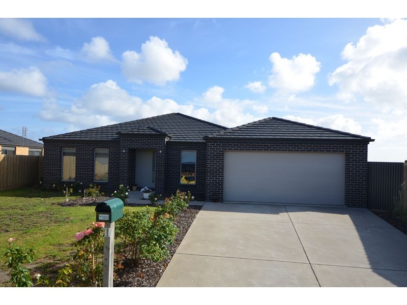11 Madeira Close, Portland VIC 3305
