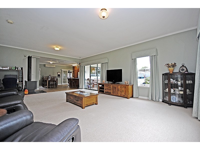 83 Berrys Road, Gorae VIC 3305
