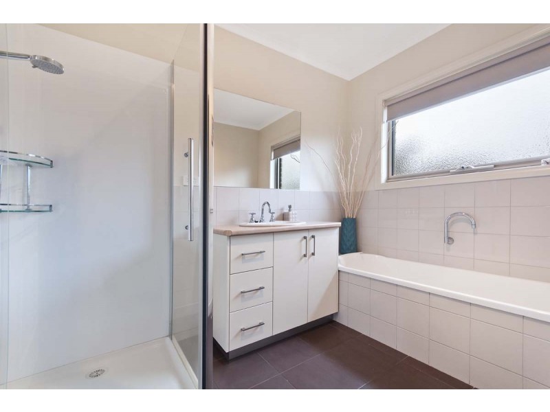 29 Laguna Court, Portland VIC 3305