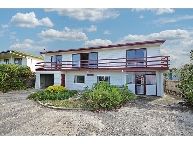 15 Beach Road, Allestree VIC 3305