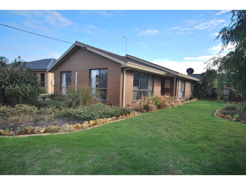 12 Derrill Road, Portland VIC 3305