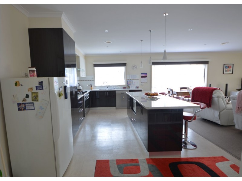 64 Learmonth Street, Portland VIC 3305