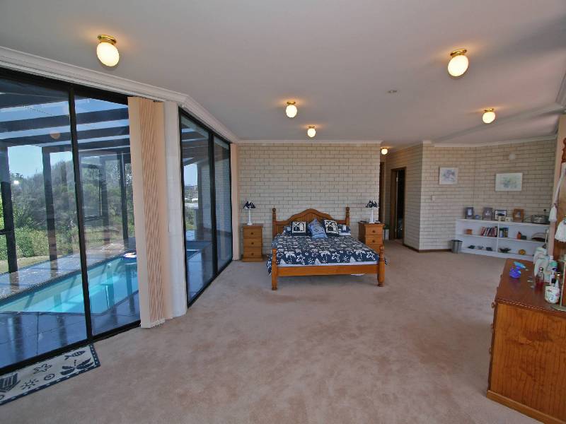 61 Bondi Road, The Entrance North NSW 2261