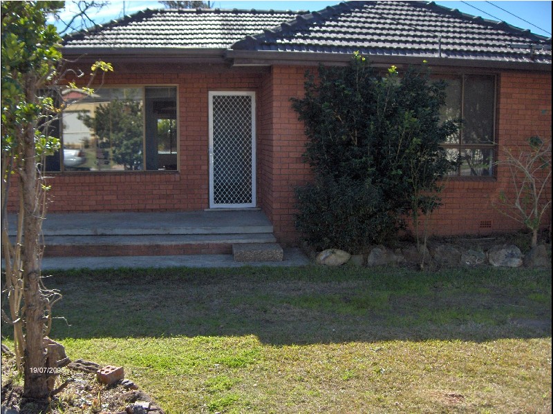 19 Doran Avenue, Lurnea NSW 2170