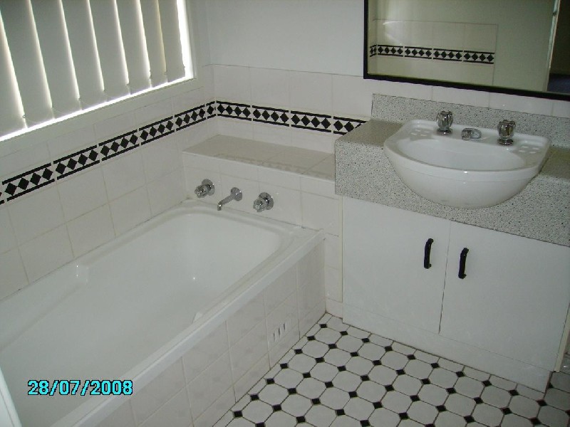 Hoxton Park NSW 2171