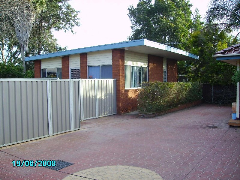 21B Demeyrick Avenue, Casula NSW 2170