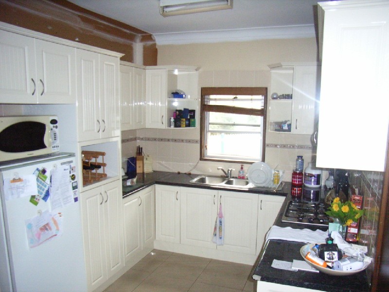 Wattle Grove NSW 2173