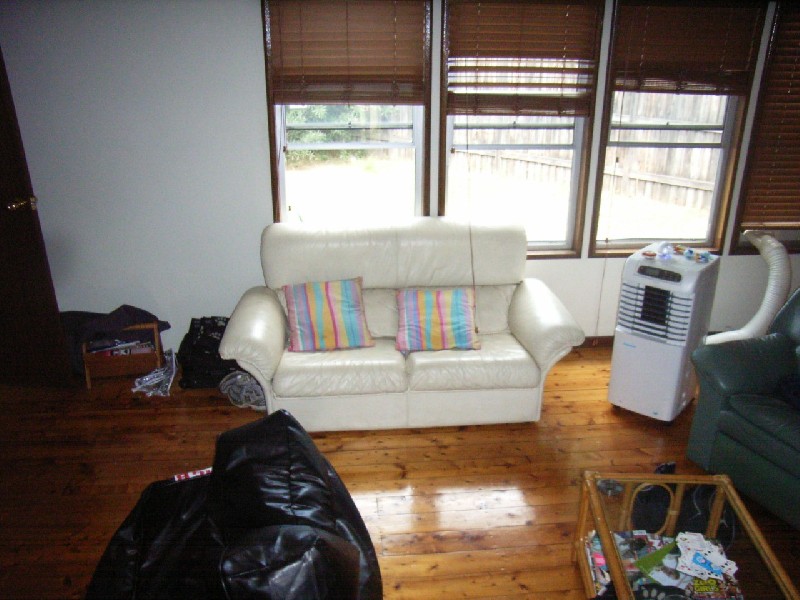 Wattle Grove NSW 2173