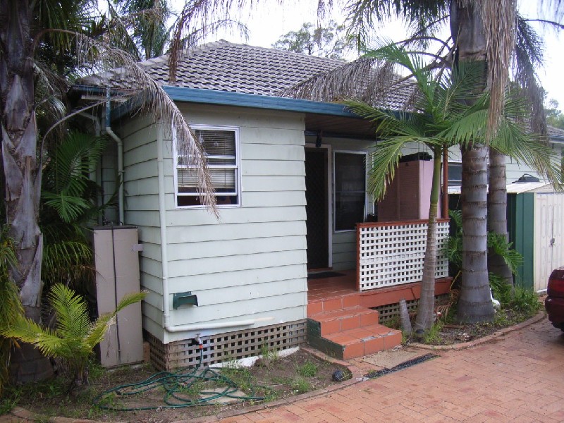 Wattle Grove NSW 2173