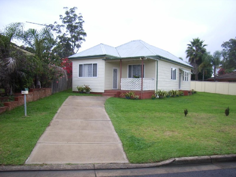 63 Lantana Street, Macquarie Fields NSW 2564