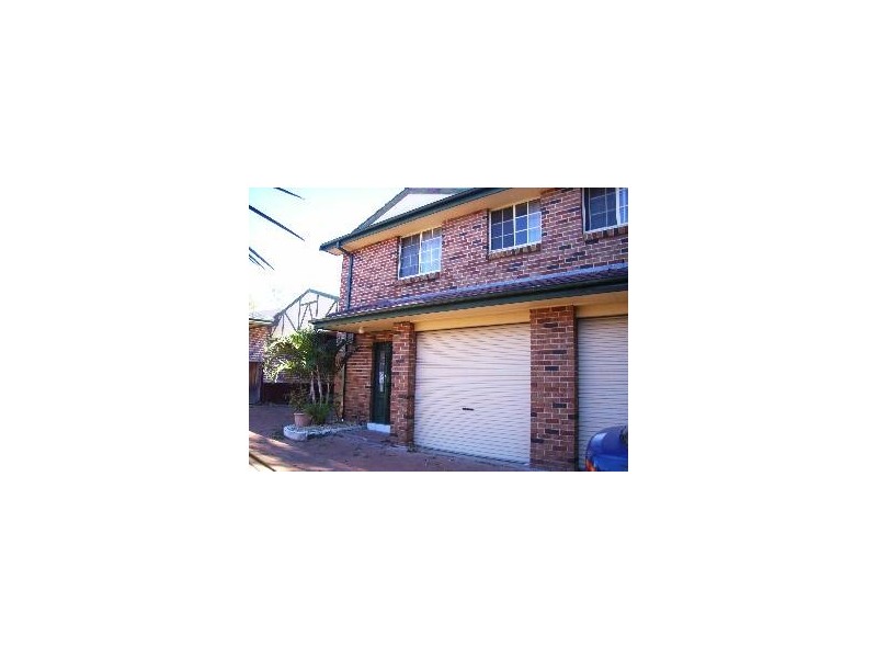 142 Heathcote Road, Moorebank NSW 2170