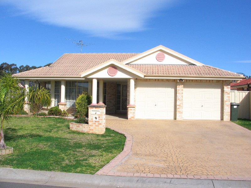 Wattle Grove NSW 2173
