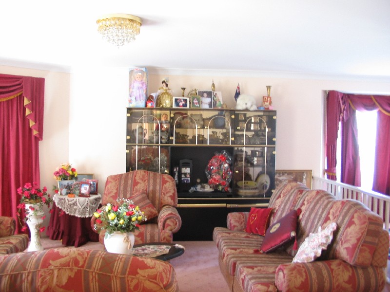 Wattle Grove NSW 2173