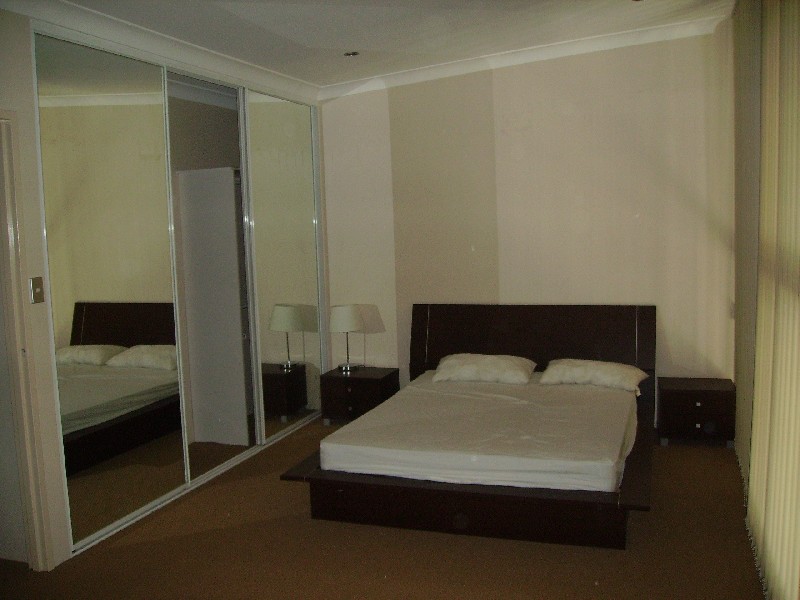 31-33 Campbell St, Liverpool NSW 2170