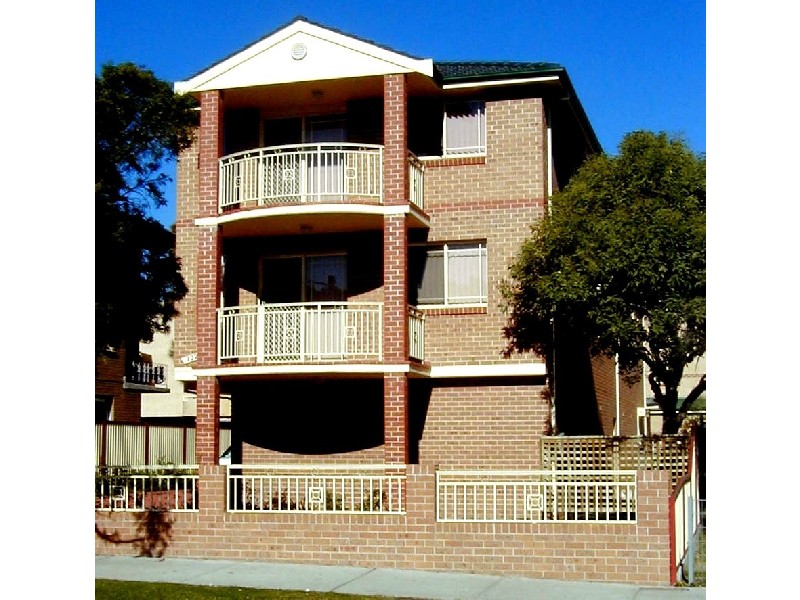 122 Moore, Liverpool NSW 2170