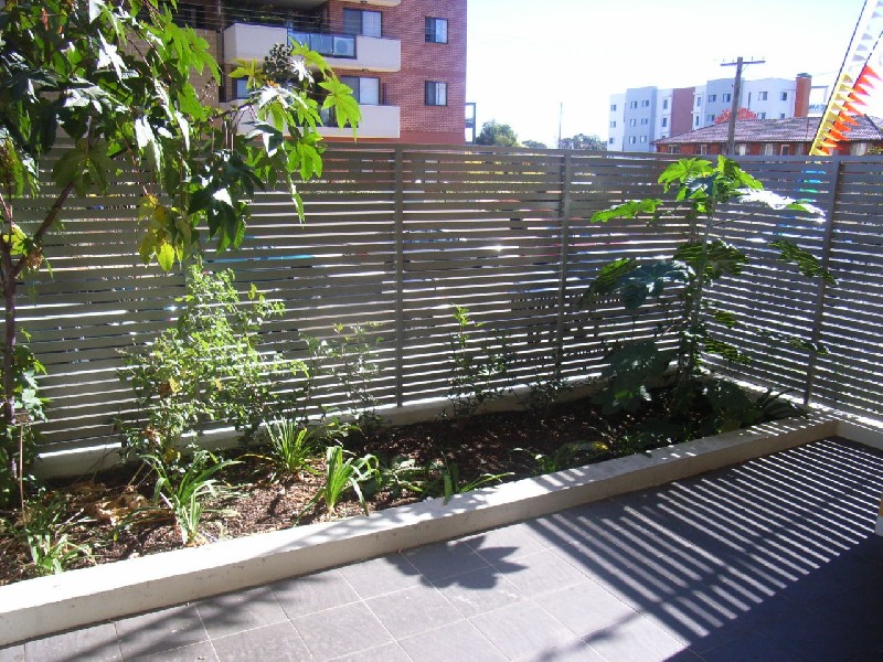 2/12-18 Bathurst Street, Liverpool NSW 2170