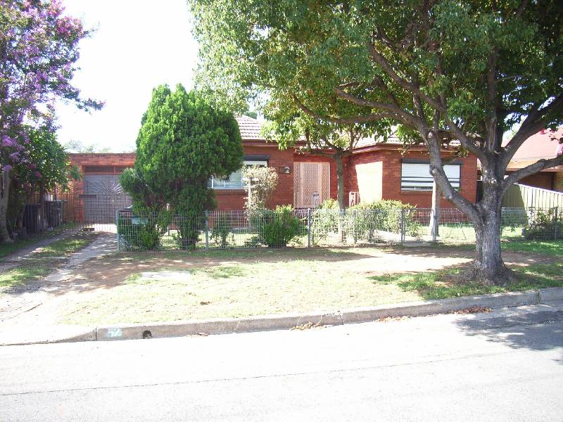 52 Market Street, Moorebank NSW 2170