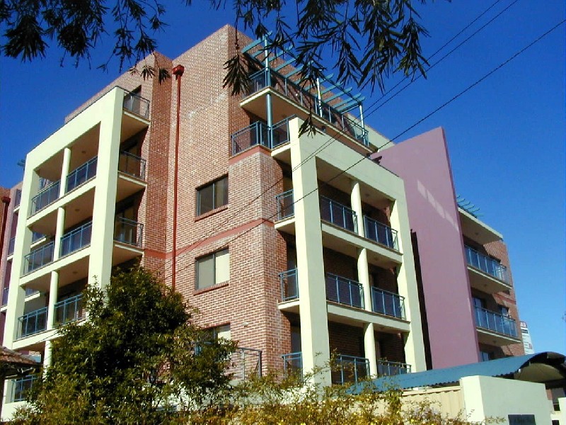 8-10 Bigge St, Liverpool NSW 2170