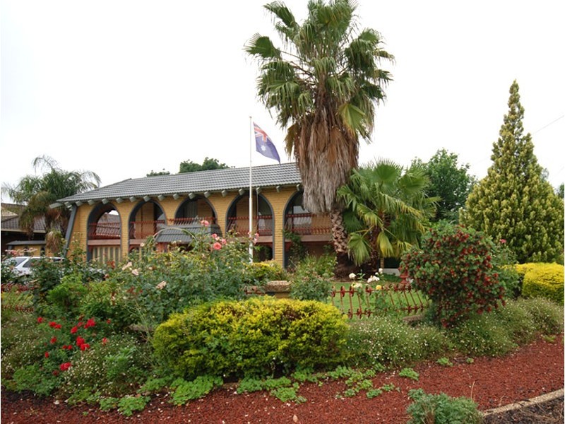 Lake Albert NSW 2650