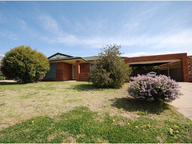 Glenfield Park NSW 2650