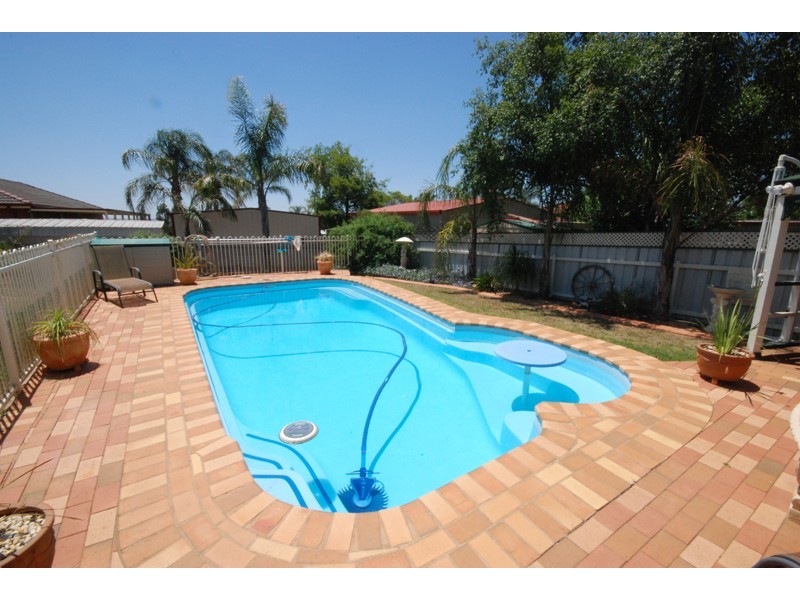 Glenfield Park NSW 2650