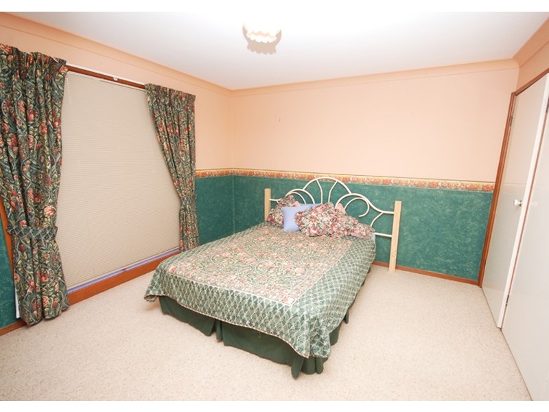 Ashmont NSW 2650