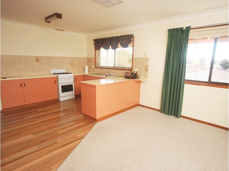 Ashmont NSW 2650