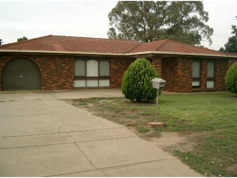 Glenfield Park NSW 2650