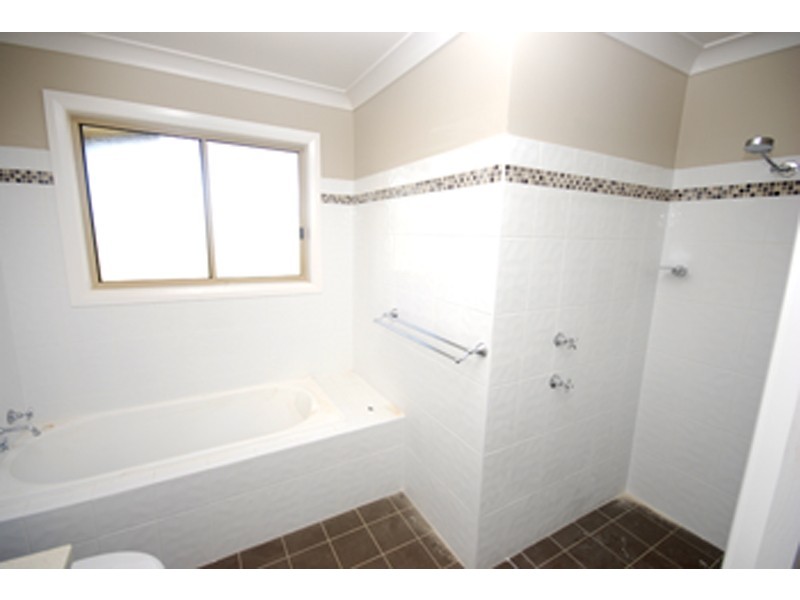 Glenfield Park NSW 2650