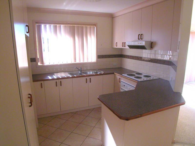 Kooringal NSW 2650