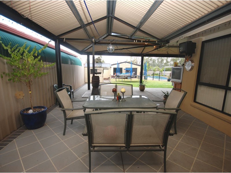 Ashmont NSW 2650
