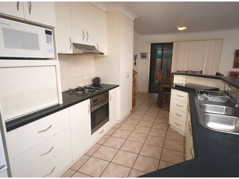 Ashmont NSW 2650