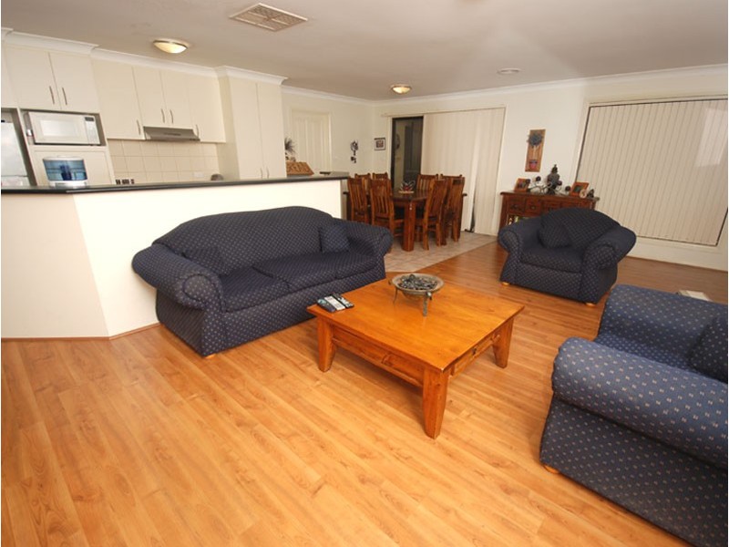 Ashmont NSW 2650