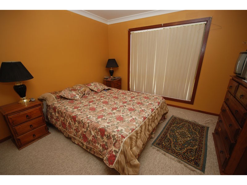 Ashmont NSW 2650