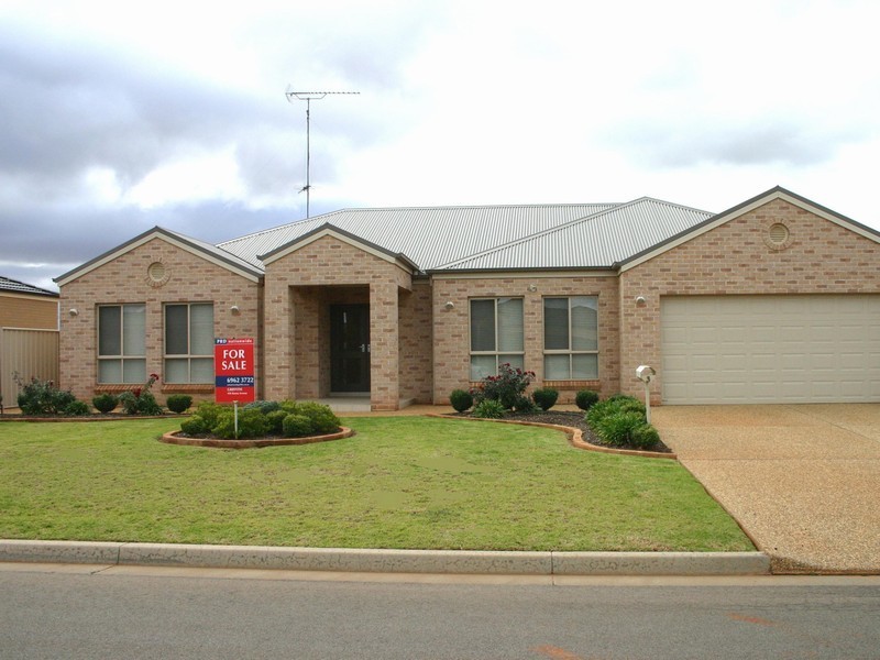 3 MANERA STREET, Griffith NSW 2680