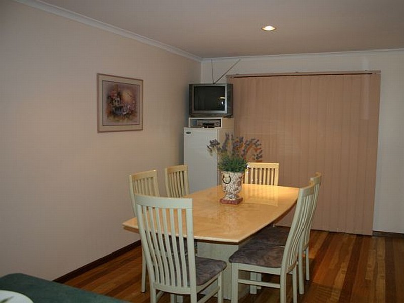 9 RHODA PLACE, Yoogali NSW 2680