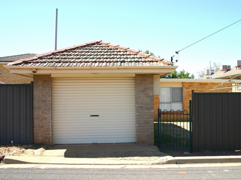3 KOOKORA STREET, Griffith NSW 2680