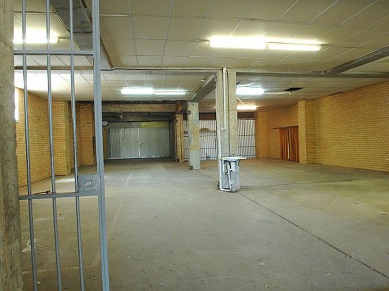 447 BANNA AVENUE, Griffith NSW 2680