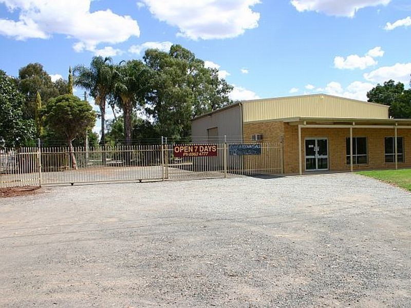 106 MACKAY AVENUE, Griffith NSW 2680