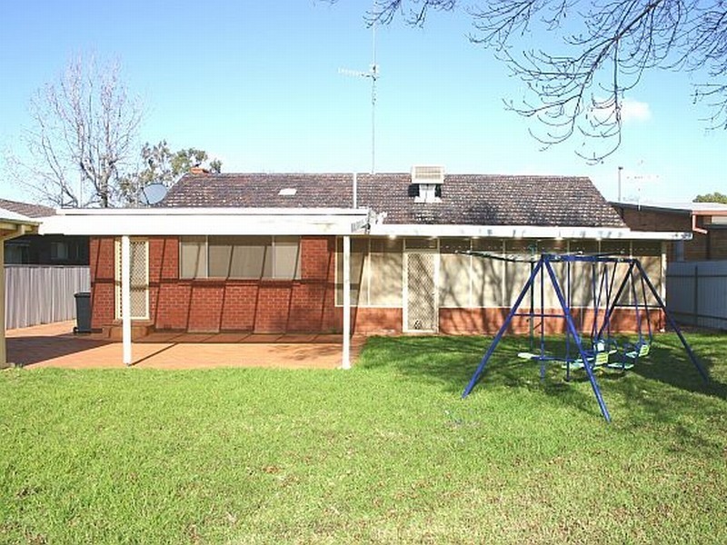 20 GREY STREET, Griffith NSW 2680