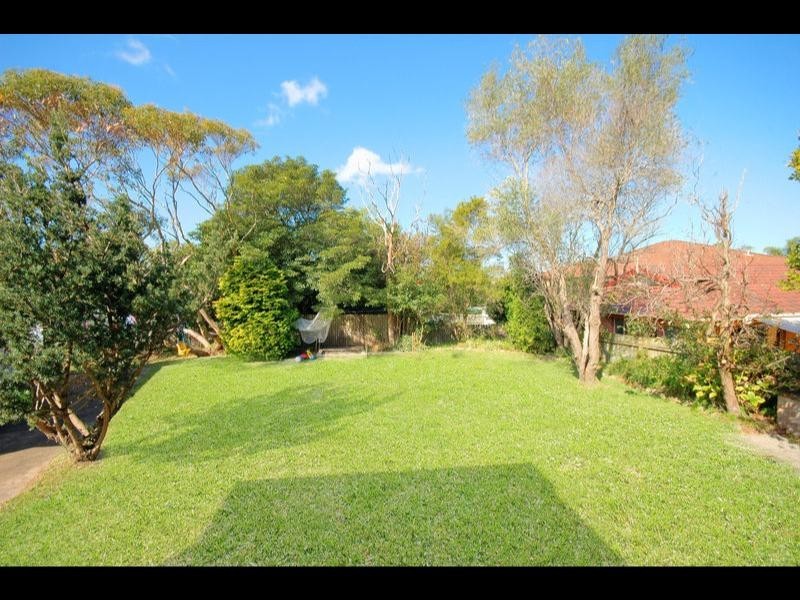 18 Serpentine Crescent, North Balgowlah NSW 2093