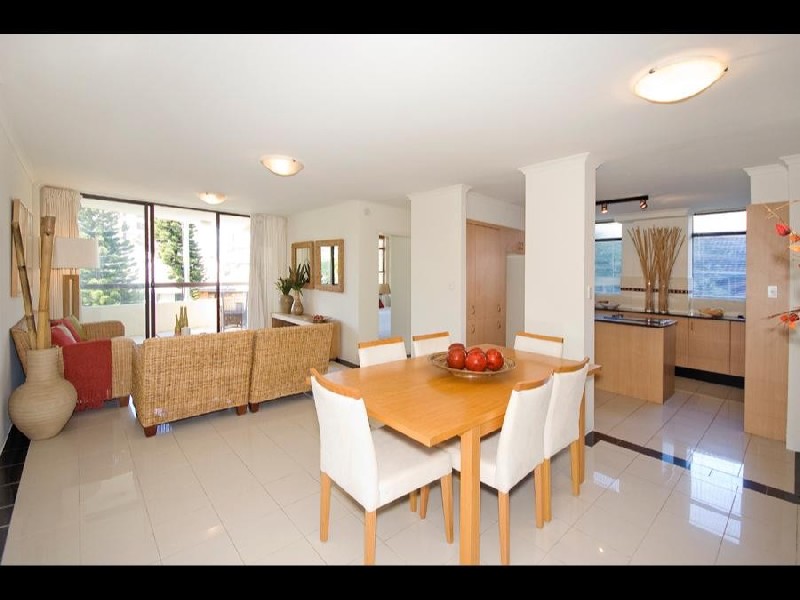 2/33 Malvern Avenue, Manly NSW 2095