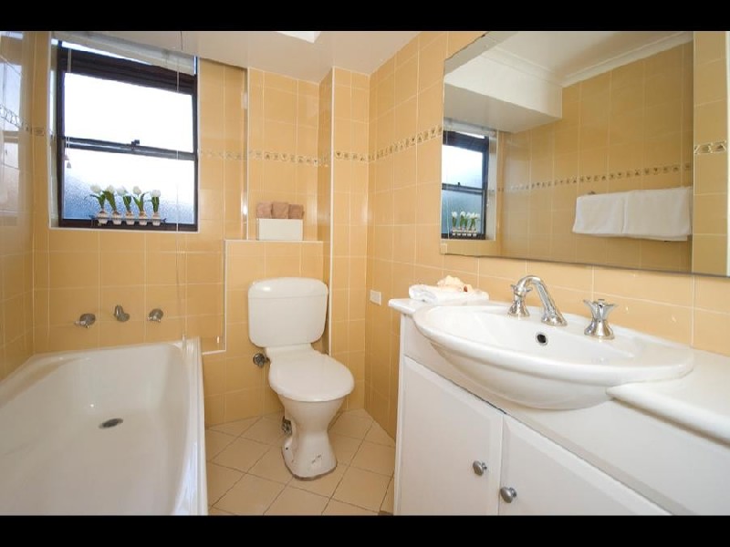 2/33 Malvern Avenue, Manly NSW 2095