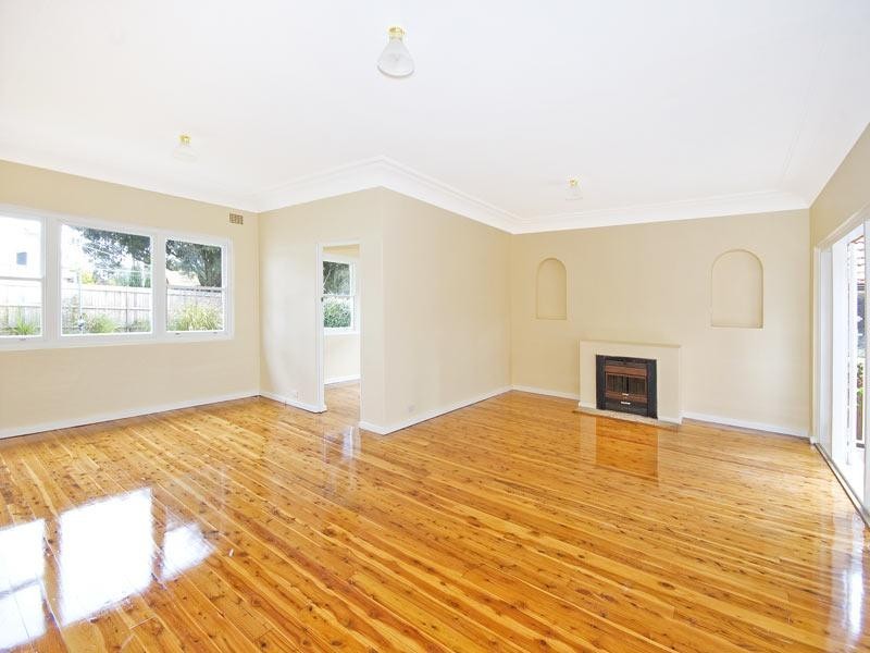 32 Wakehurst Parkway, Seaforth NSW 2092