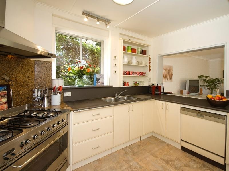 40 Peacock Street, Seaforth NSW 2092