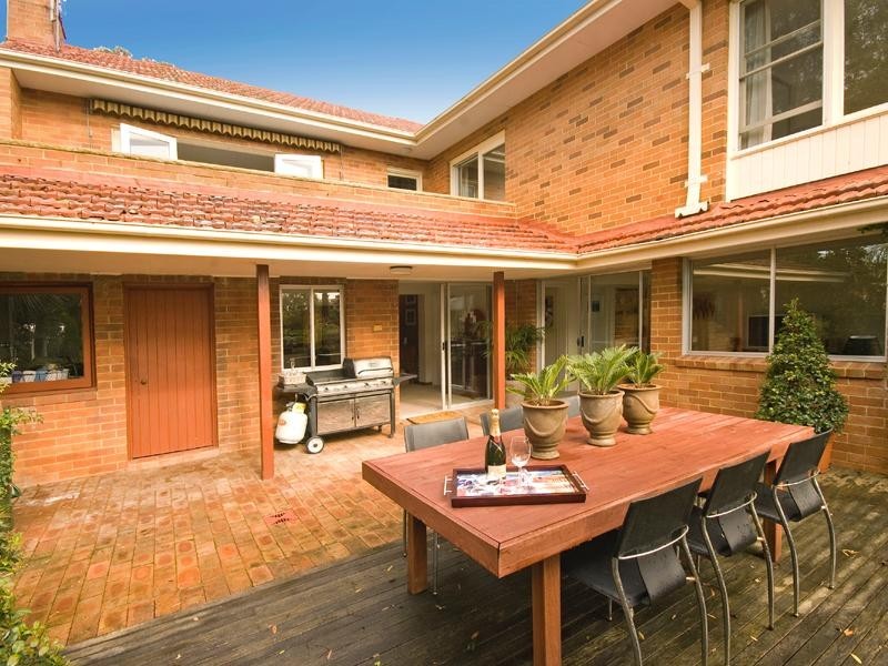 40 Peacock Street, Seaforth NSW 2092
