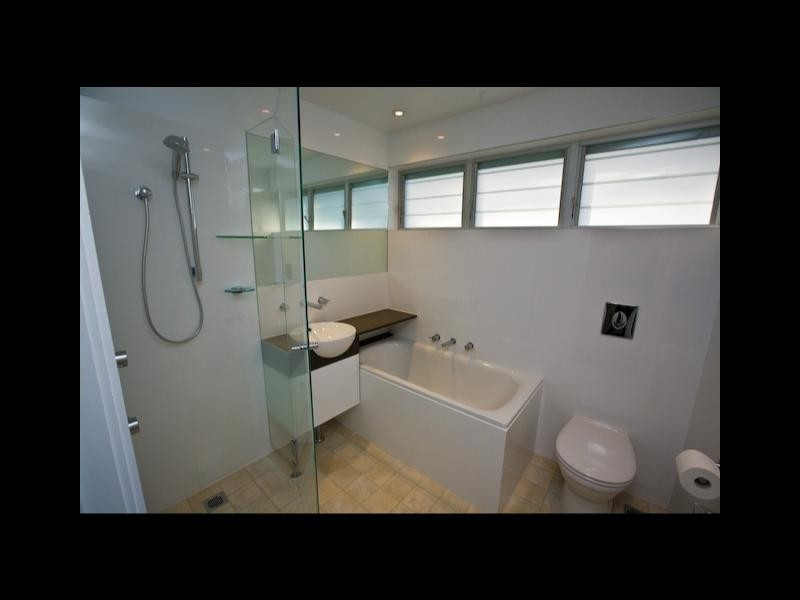 14&15 Carrington Parade, Freshwater NSW 2096