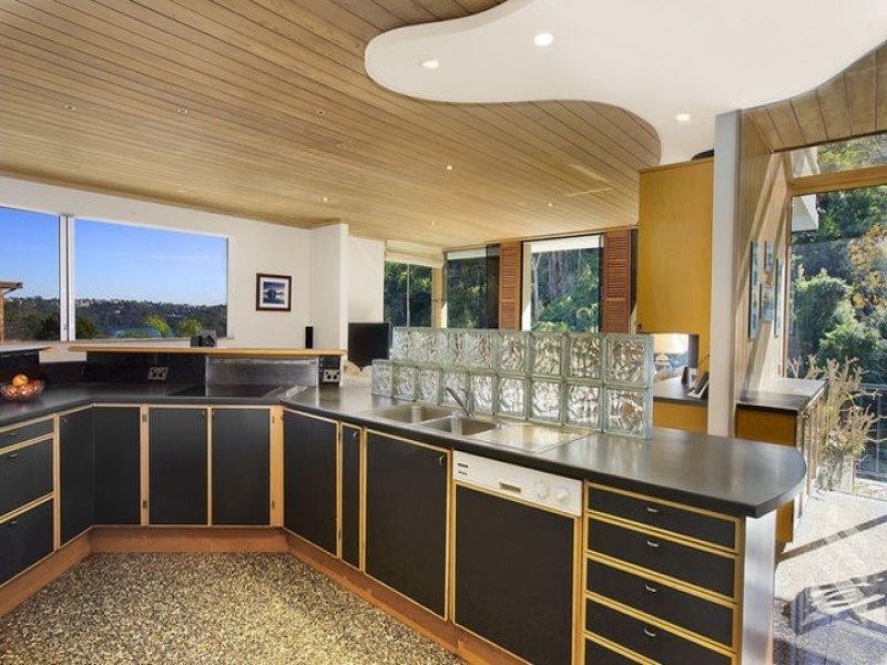 81 Castle Circuit, Seaforth NSW 2092