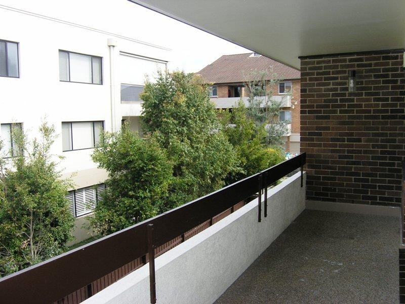 9 20-22 Cassia Street, Dee Why NSW 2099