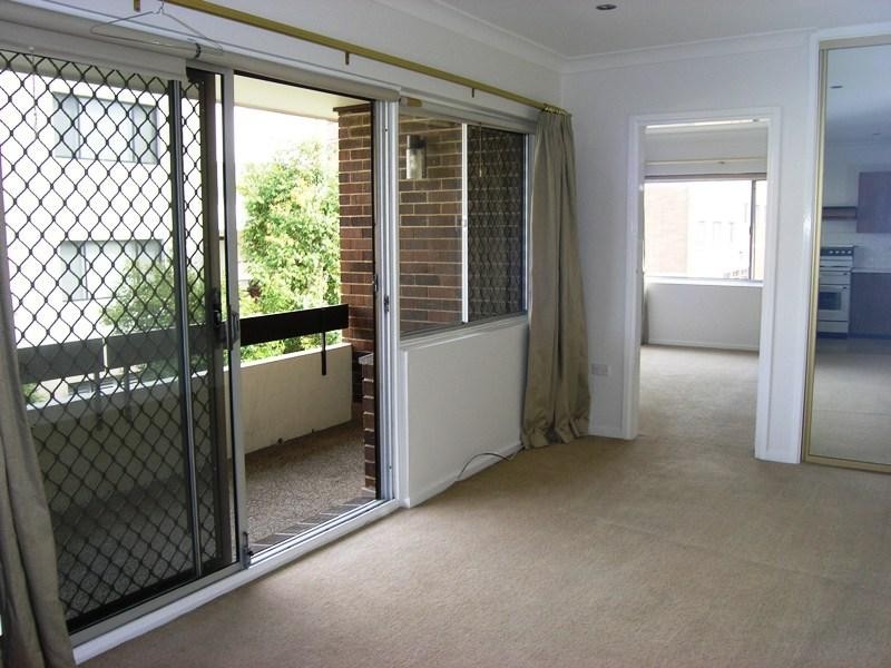 9 20-22 Cassia Street, Dee Why NSW 2099